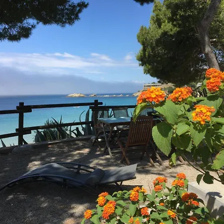 Holiday home Petit Paradis